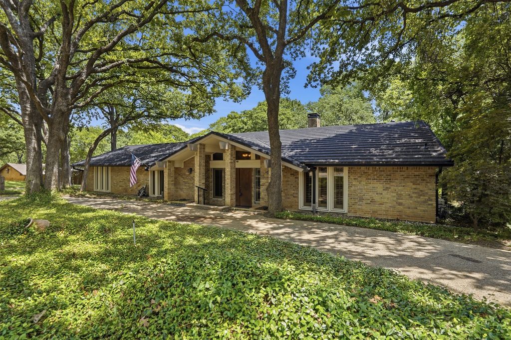 1807 Mossy Oak Street, Arlington, TX 76012