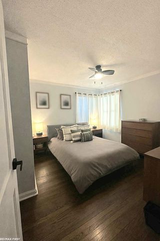 23451 Seneca Street, Oak Park, MI 48237