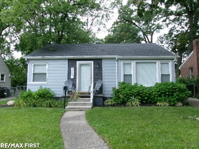 23451 Seneca Street, Oak Park, MI 48237