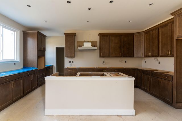 1852 Coachtrail Drive, Hebron, KY 41048