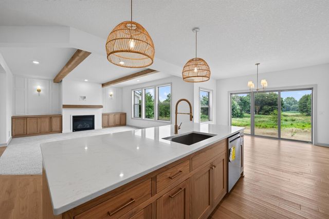 15243 Alamo Street NE, Ham Lake, MN 55304