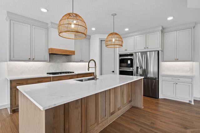 15243 Alamo Street NE, Ham Lake, MN 55304