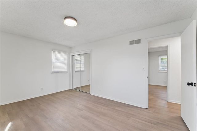 5421 Crest Drive, Kansas City, KS 66106