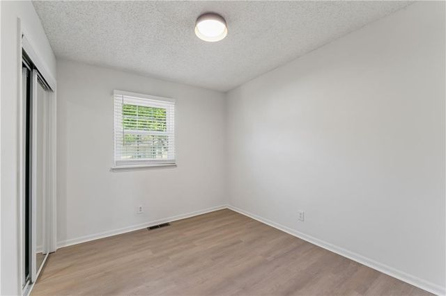 5421 Crest Drive, Kansas City, KS 66106