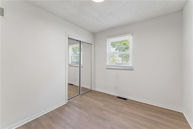 5421 Crest Drive, Kansas City, KS 66106