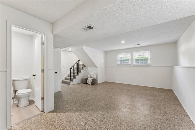 5421 Crest Drive, Kansas City, KS 66106