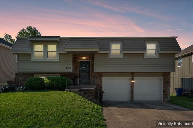 5421 Crest Drive, Kansas City, KS 66106
