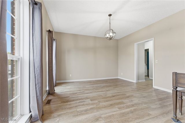 43 Fox Ridge Way, Tallmadge, OH 44278