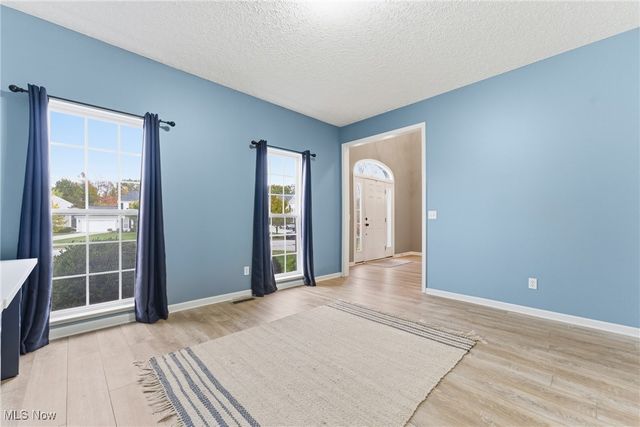 43 Fox Ridge Way, Tallmadge, OH 44278