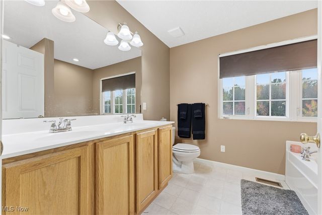 43 Fox Ridge Way, Tallmadge, OH 44278