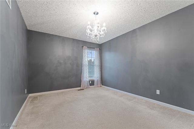 43 Fox Ridge Way, Tallmadge, OH 44278