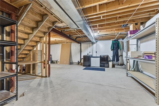 43 Fox Ridge Way, Tallmadge, OH 44278