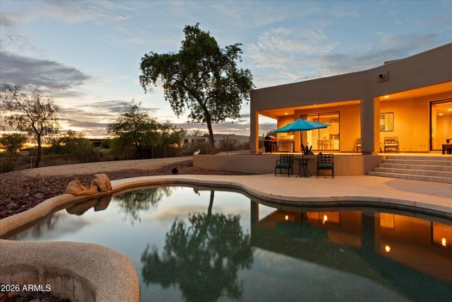 205 W QUARTZ ROCK Road, Phoenix, AZ 85085
