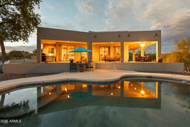 205 W QUARTZ ROCK Road, Phoenix, AZ 85085
