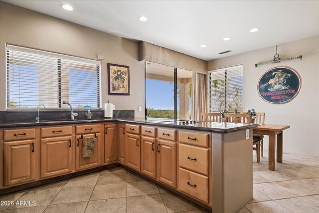 205 W QUARTZ ROCK Road, Phoenix, AZ 85085