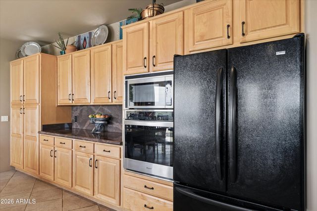 205 W QUARTZ ROCK Road, Phoenix, AZ 85085