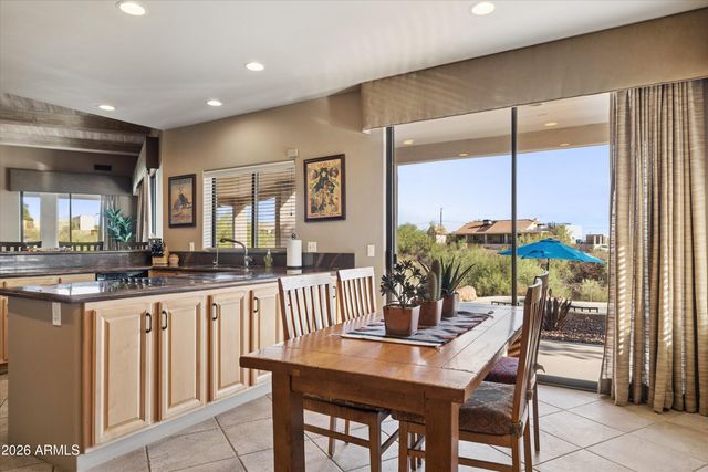 205 W QUARTZ ROCK Road, Phoenix, AZ 85085