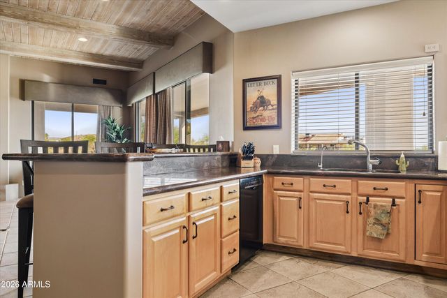 205 W QUARTZ ROCK Road, Phoenix, AZ 85085