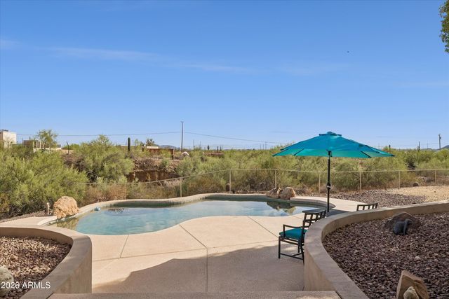 205 W QUARTZ ROCK Road, Phoenix, AZ 85085
