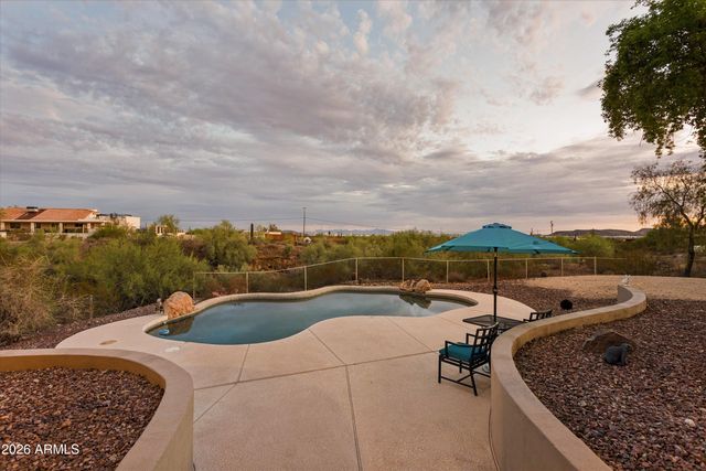 205 W QUARTZ ROCK Road, Phoenix, AZ 85085