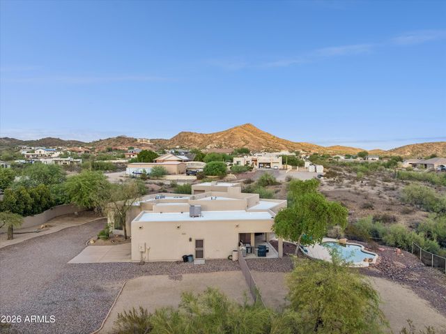 205 W QUARTZ ROCK Road, Phoenix, AZ 85085