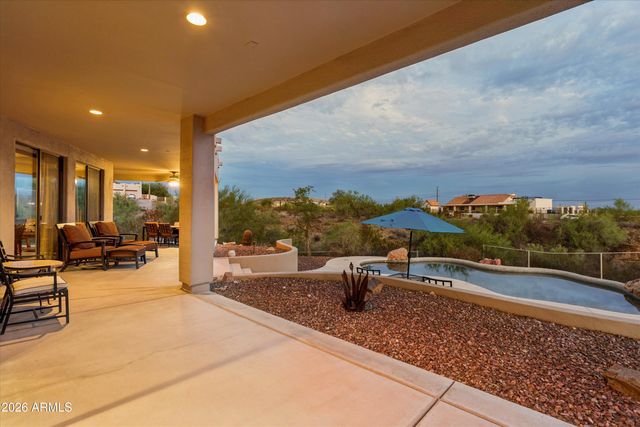 205 W QUARTZ ROCK Road, Phoenix, AZ 85085