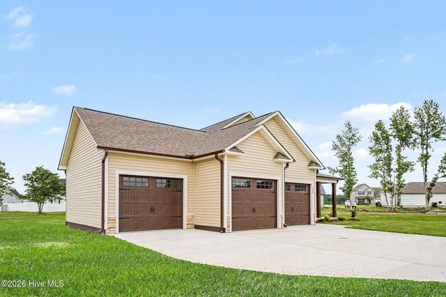 105 Burnello Court, Princeton, NC 27569