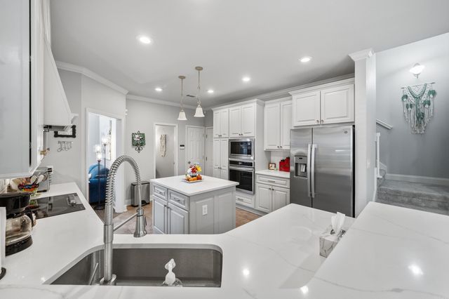 121 Burchwood bay Cove, Hot Springs, AR 71913