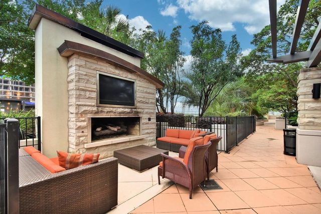 360 Nueces ST 4008, Austin, TX 78701
