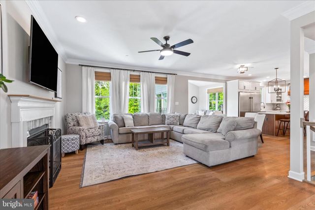 8103 WOODVILLE RD, Mount Airy, MD 21771
