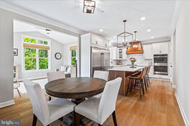 8103 WOODVILLE RD, Mount Airy, MD 21771