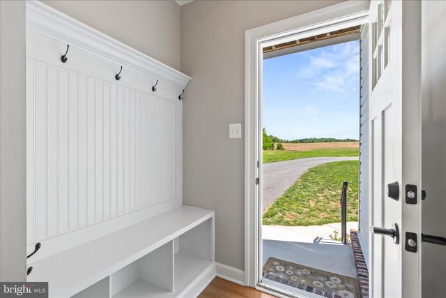 8103 WOODVILLE RD, Mount Airy, MD 21771