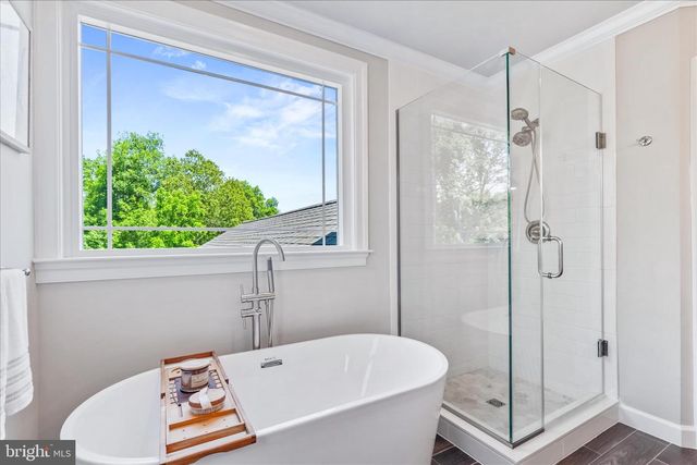 8103 WOODVILLE RD, Mount Airy, MD 21771