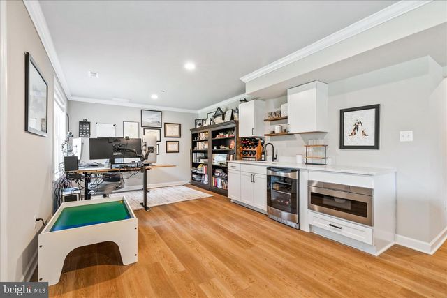 8103 WOODVILLE RD, Mount Airy, MD 21771