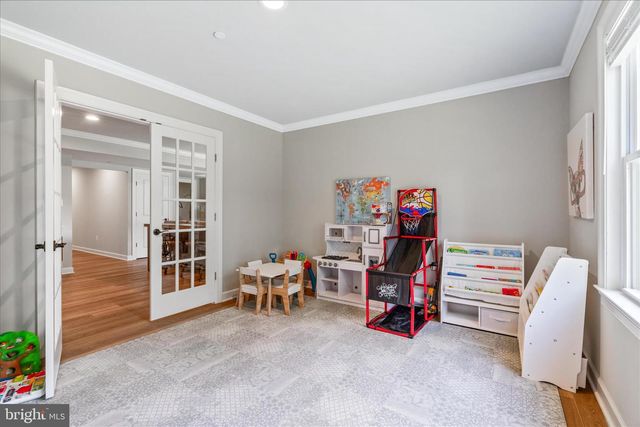 8103 WOODVILLE RD, Mount Airy, MD 21771
