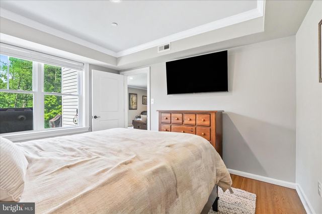 8103 WOODVILLE RD, Mount Airy, MD 21771