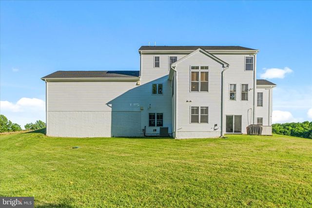 8103 WOODVILLE RD, Mount Airy, MD 21771