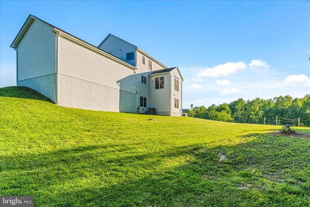 8103 WOODVILLE RD, Mount Airy, MD 21771