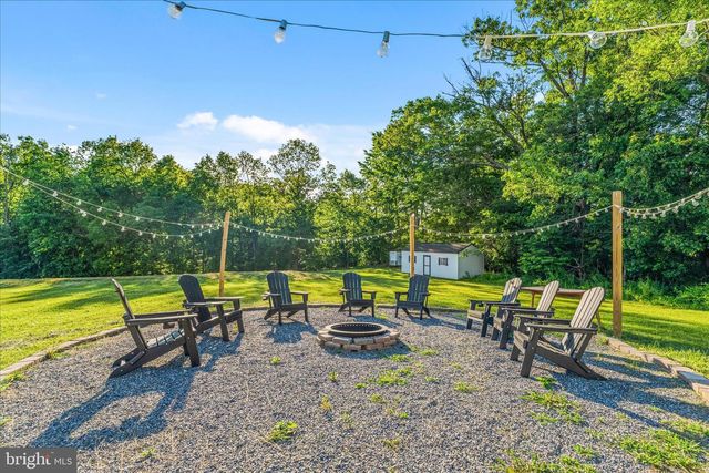 8103 WOODVILLE RD, Mount Airy, MD 21771