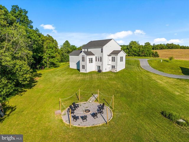 8103 WOODVILLE RD, Mount Airy, MD 21771