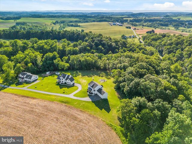 8103 WOODVILLE RD, Mount Airy, MD 21771