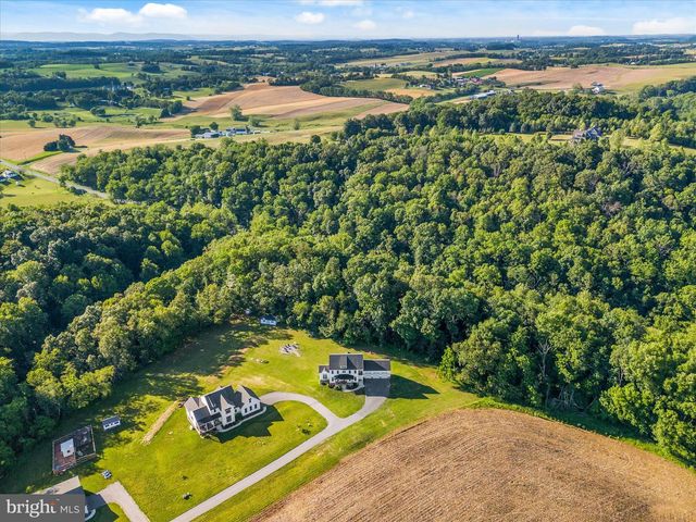 8103 WOODVILLE RD, Mount Airy, MD 21771