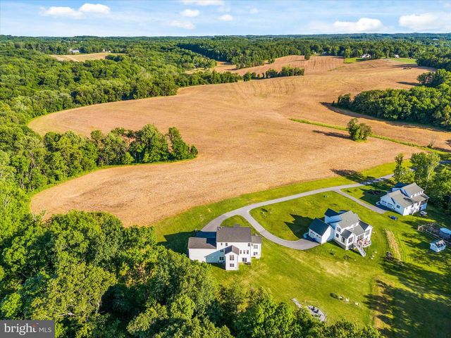 8103 WOODVILLE RD, Mount Airy, MD 21771