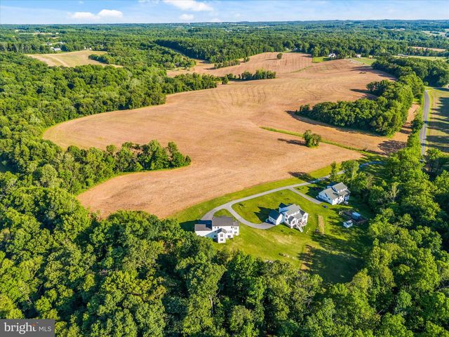 8103 WOODVILLE RD, Mount Airy, MD 21771