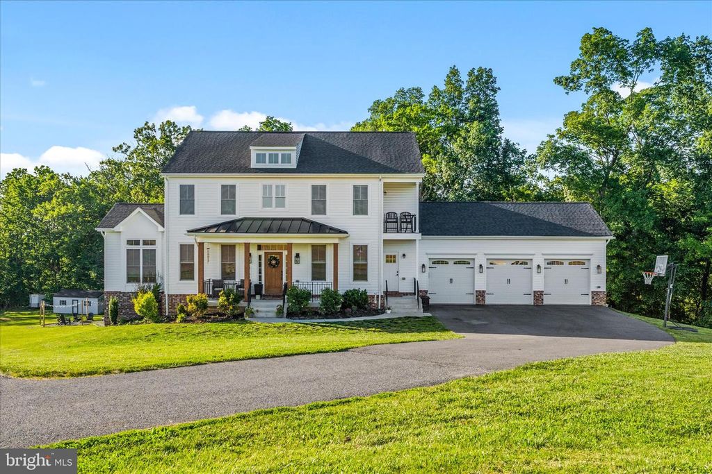 8103 WOODVILLE RD, Mount Airy, MD 21771