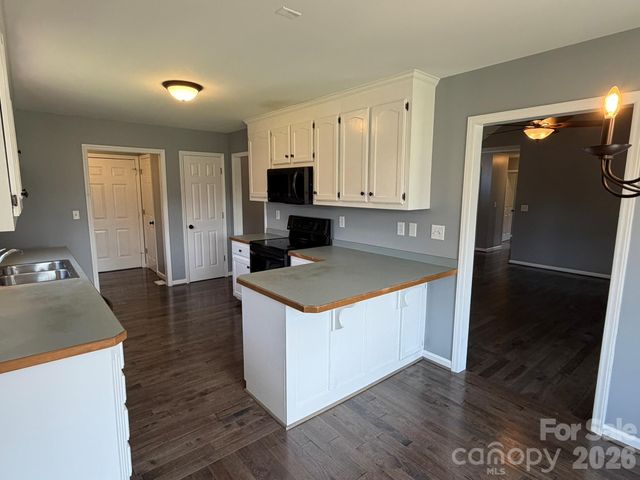 141 Walking Horse Run, Stanley, NC 28164