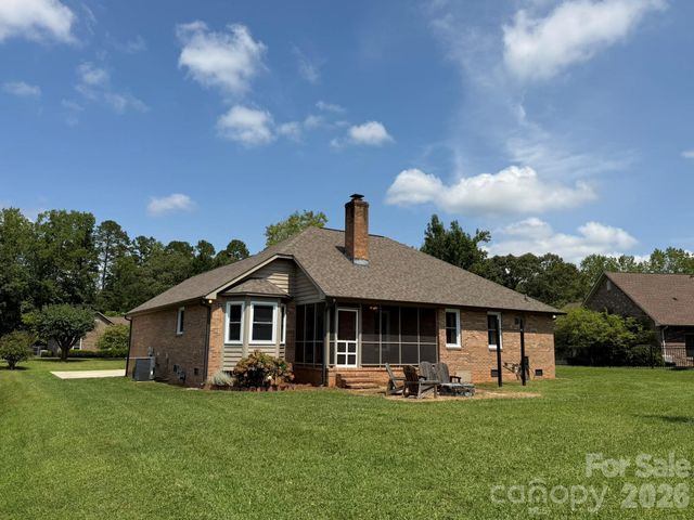141 Walking Horse Run, Stanley, NC 28164