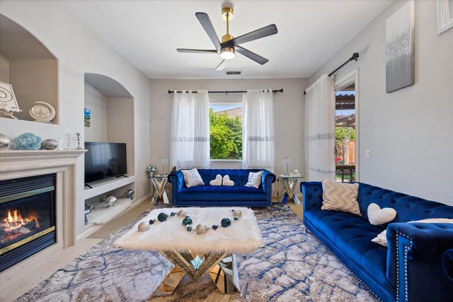 3080 Palmate Way, Sacramento, CA 95834