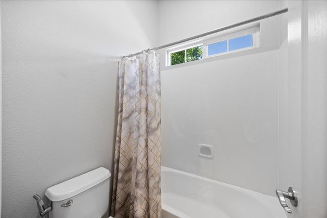 3080 Palmate Way, Sacramento, CA 95834