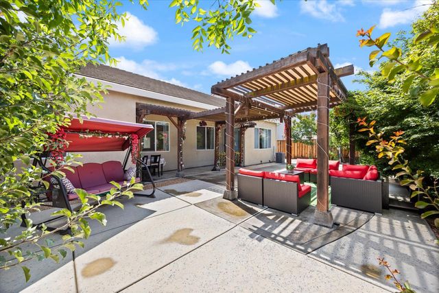 3080 Palmate Way, Sacramento, CA 95834